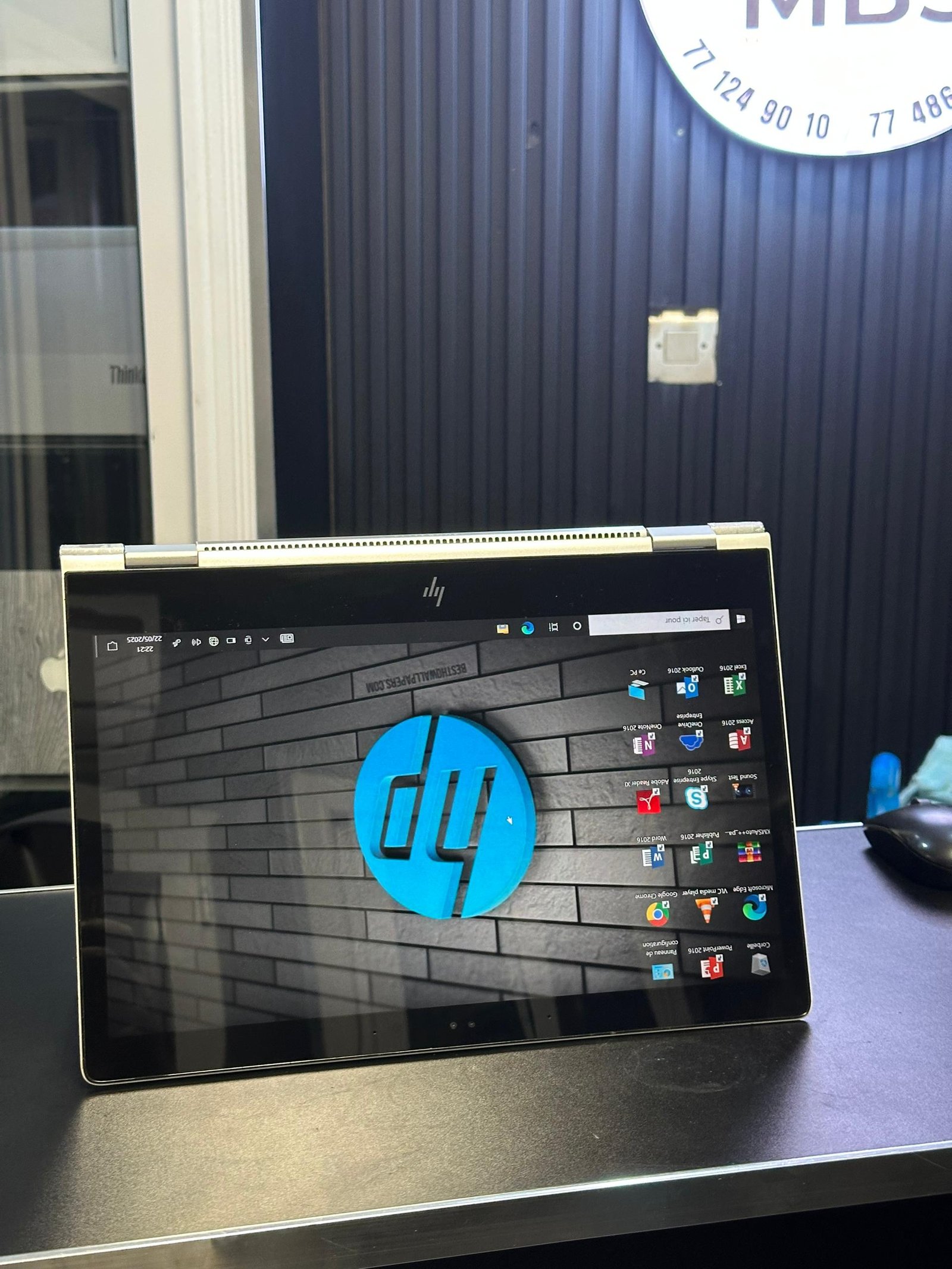 Hp elitebook 1030 G4 core i7 8th generation ram16 disk ssd 512gigas 14inch ecran tactile