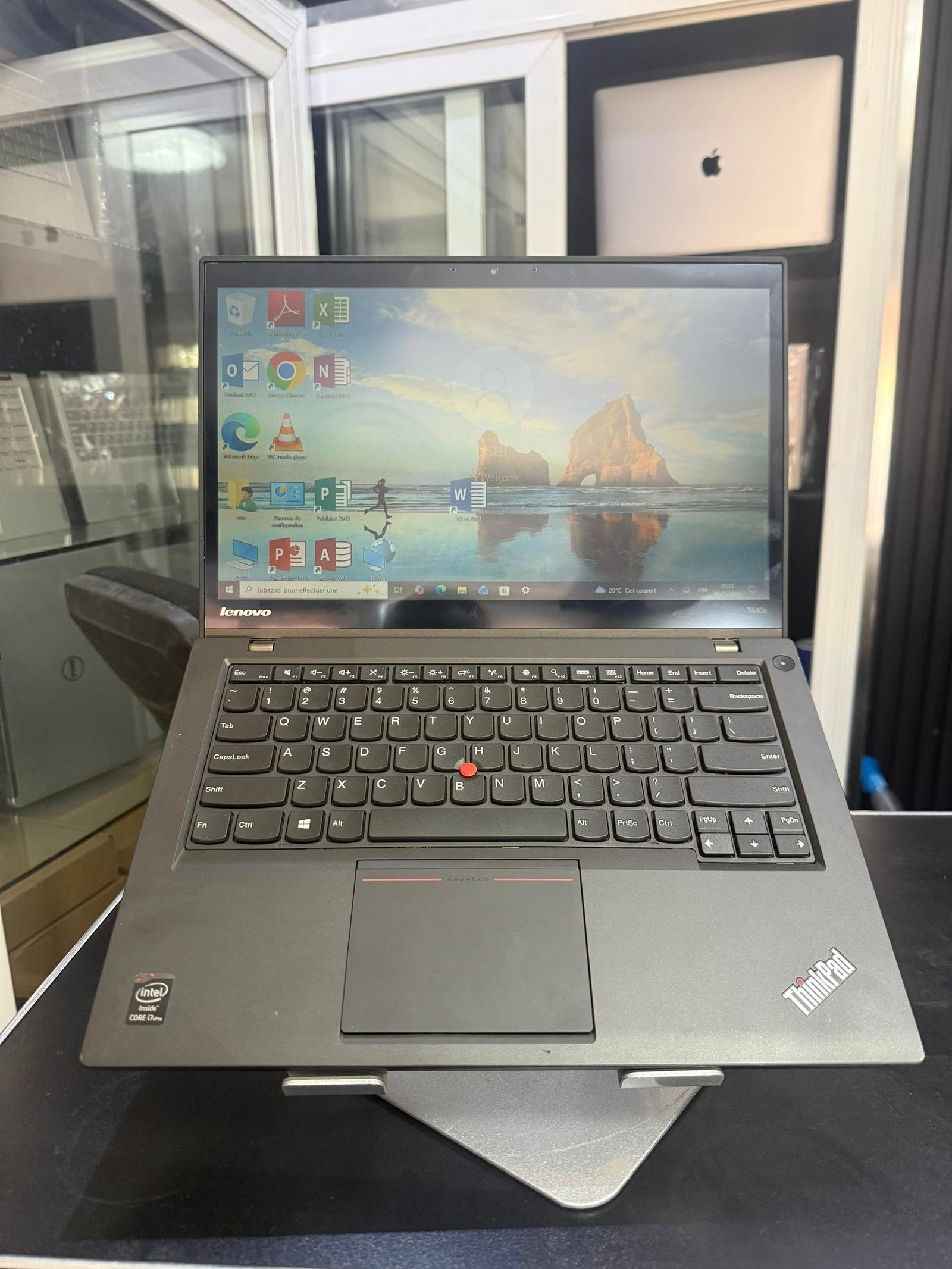 Lenevo thinkpad T440s core i5 ram12 disk ssd 256gigas ecran tactile 14inch