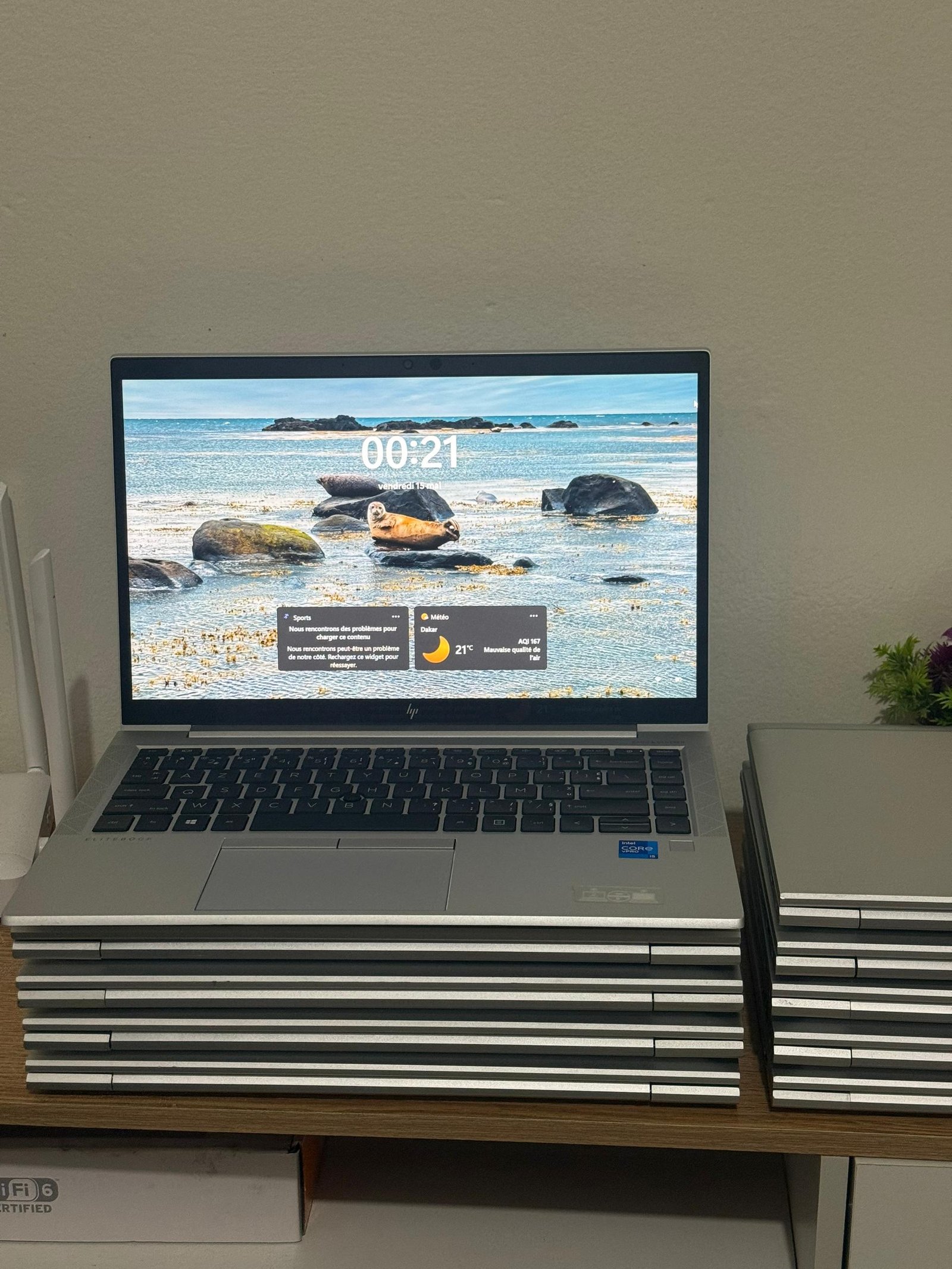 Hp elitebook 840 G8 core i5 11th generation ecran tactile ram 8 disk ssd256gigas clavier retro eclairé 14pouce